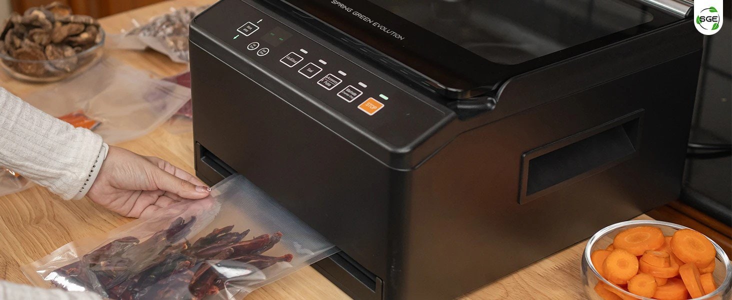 Kinh nghiệm chọn mua máy hút chân không thực phẩm 10 Máy hút chân không VC - CUBE với chất liệu ABS kết hợp thép phủ sơn chắc chắn